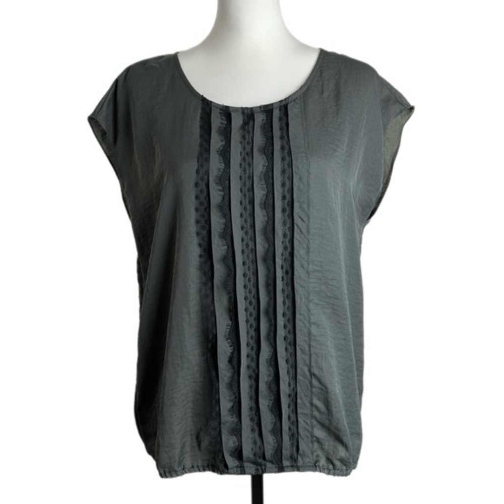 NWT Loft Faux Silk Lace Pleated Elastic Hem Grey Black Blouse Size M